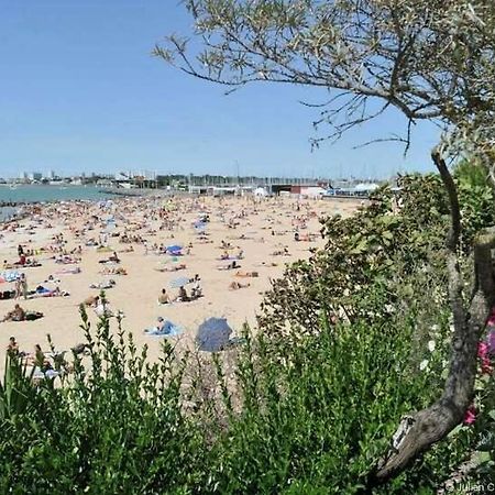Au Coeur Du Centre Ville De La Rochelle Au Calme Avec Stationnement Gratuit Buitenkant foto